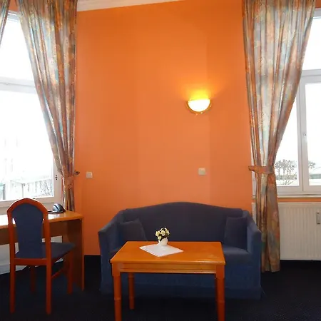 מלון Seehotel Baltic Seebad Bansin